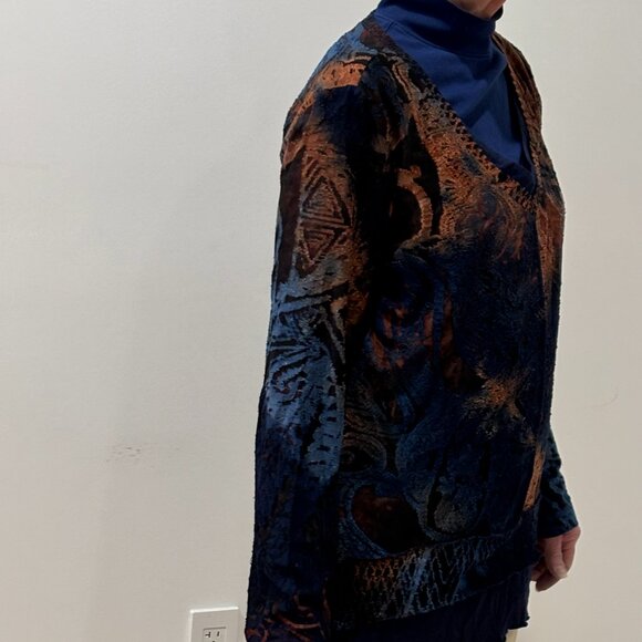 Kamana burnout tie-dye multi-layered V-neck sweater, L - Picture 6 of 10